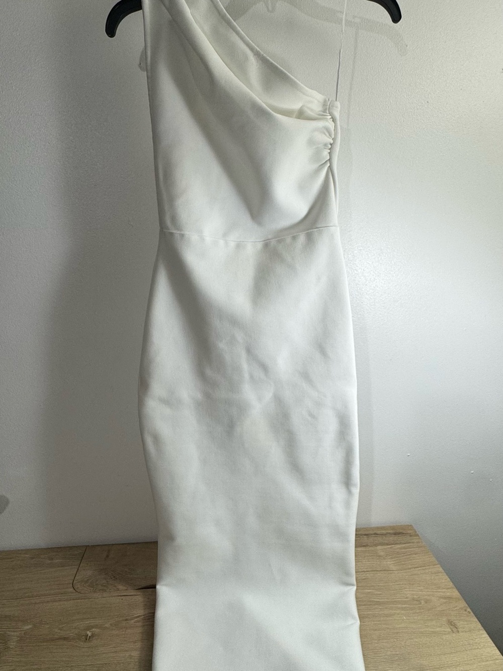 Minimal One-Shoulder Cream Dress